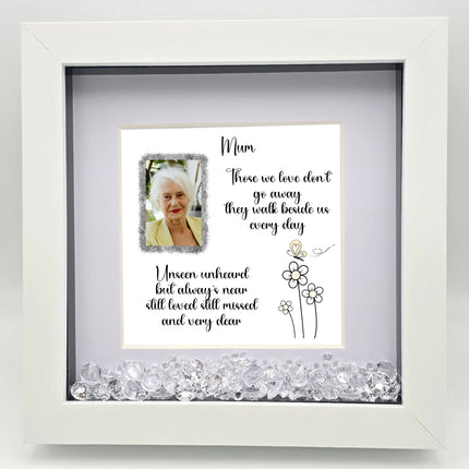 Blank Frame Medium CLOSE UP