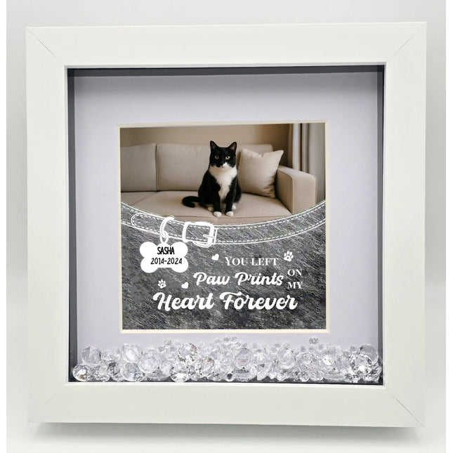 Blank Frame Medium CLOSE UP